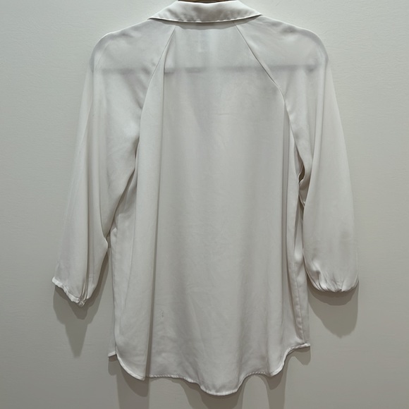 Cabi Classic White Blouse - Picture 4 of 4